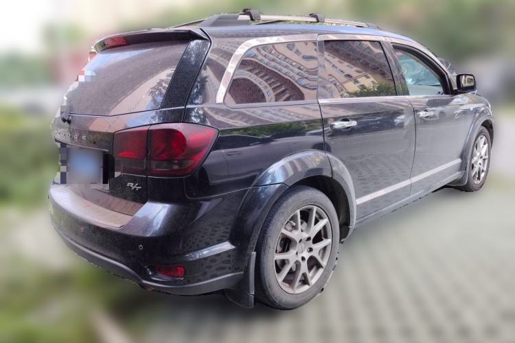Used Dodge Journey 2013 2.4L Two-Wheel Drive Luxury Version Rear Right 45 Deg
