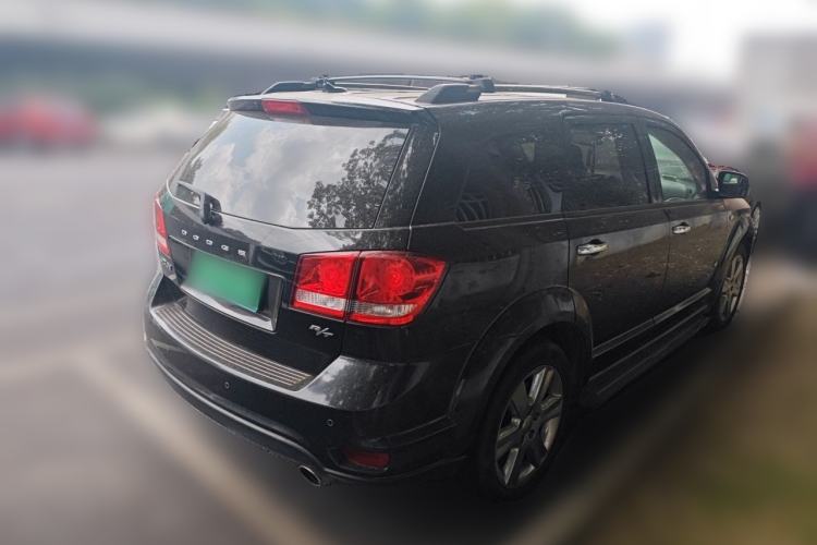 Used Dodge Journey 2013 2.4L Two-Wheel Drive Luxury Version Rear Right 45 Deg