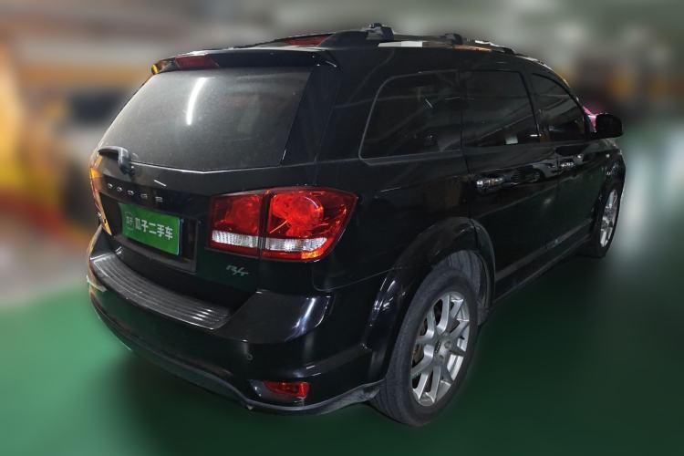 Used Dodge Journey 2013 2.4L Two-Wheel Drive Luxury Version Rear Right 45 Deg