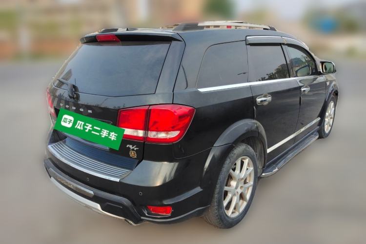 Used Dodge Journey 2013 2.4L Two-Wheel Drive Luxury Version Rear Right 45 Deg