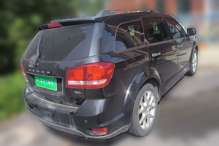 Used Dodge Journey 2013 2.4L Two-Wheel Drive Luxury Version Rear Right 45 Deg