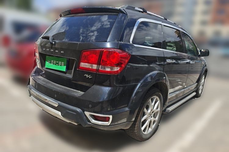 Used Dodge Journey 2013 2.4L Two-Wheel Drive Luxury Version Rear Right 45 Deg