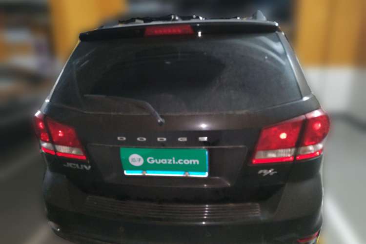 Used Dodge Journey 2013 2.4L Two-Wheel Drive Luxury Version Rear