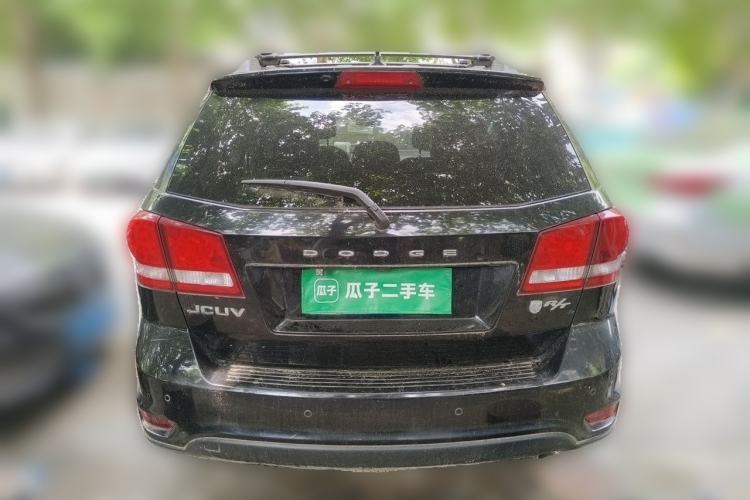 Used Dodge Journey 2013 2.4L Two-Wheel Drive Luxury Version Rear