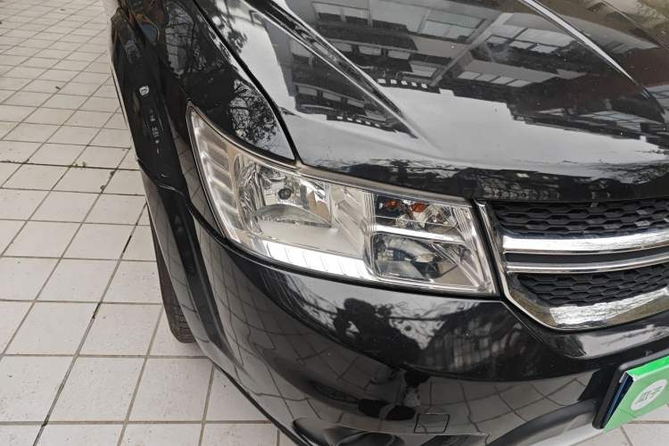 Used Dodge Journey 2013 3.6L Four-Wheel Drive Flagship Edition Right Front Headlight