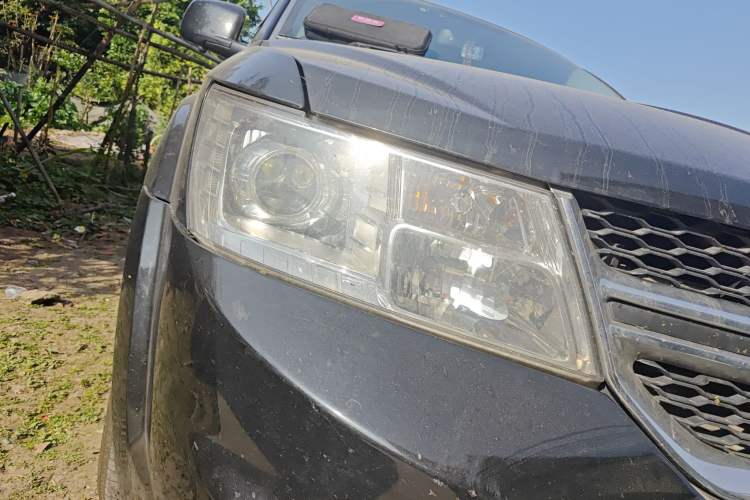 Used Dodge Journey 2013 3.6L Four-Wheel Drive Flagship Edition Right Front Headlight
