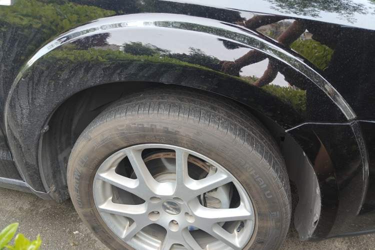 Used Dodge Journey 2013 2.4L Two-Wheel Drive Luxury Version Right Front Wheel Hub