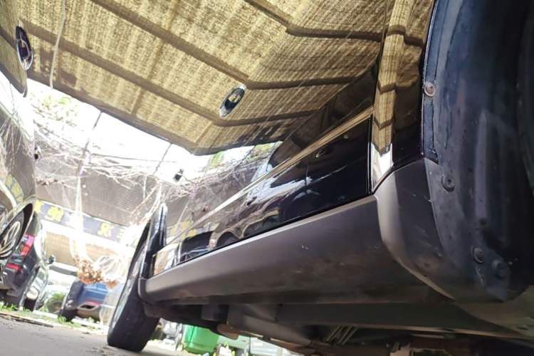 Used Dodge Journey 2013 2.4L Two-Wheel Drive Luxury Version Right Side Sill
