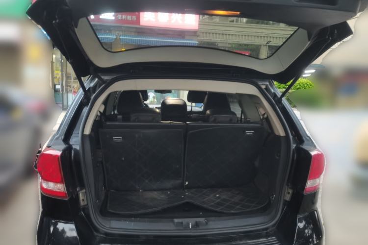 Used Dodge Journey 2013 2.4L Two-Wheel-Drive Smart Edition Trunk