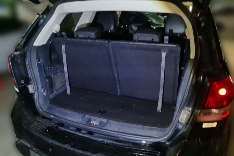 Used Dodge Journey 2013 3.6L Four-Wheel Drive Flagship Edition Trunk