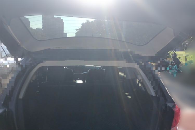 Used Dodge Journey 2013 2.4L Two-Wheel Drive Luxury Version Trunk