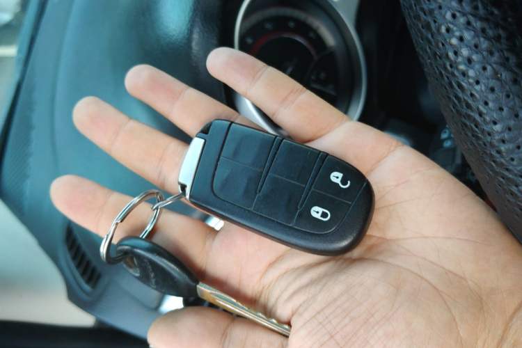 Used Dodge Journey 2013 3.6L Four-Wheel Drive Flagship Edition Vehicle Key