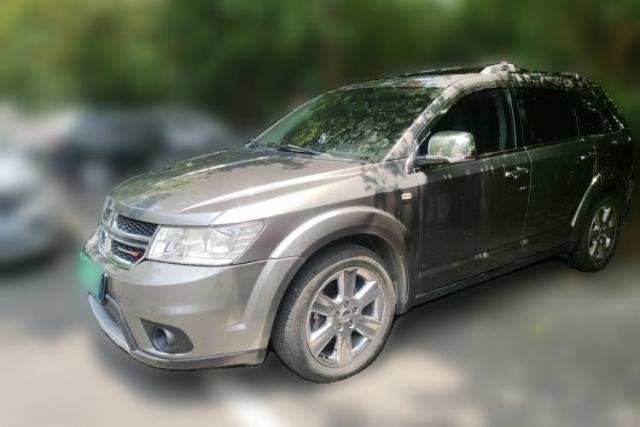 Used Dodge Journey 2013 2.4L Two-Wheel Drive Luxury Version