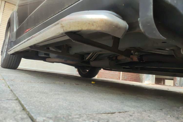 Used Dodge Journey 2013 2.4L Two-Wheel Drive Luxury Version Chassis Front Right