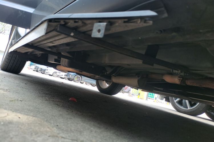 Used Dodge Journey 2013 2.4L Two-Wheel Drive Luxury Version Chassis Front Right