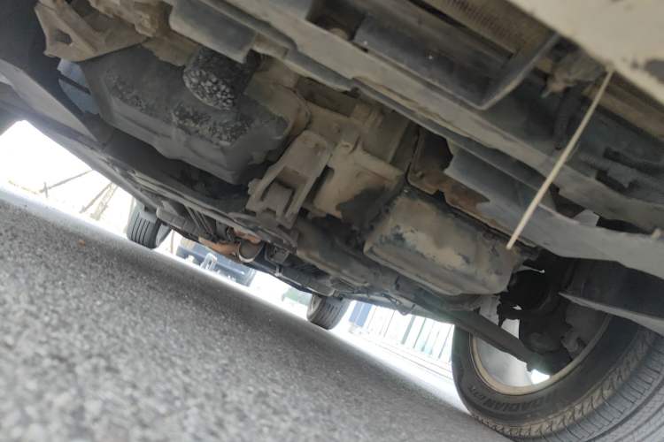 Used Dodge Journey 2013 2.4L Two-Wheel Drive Luxury Version Chassis Front