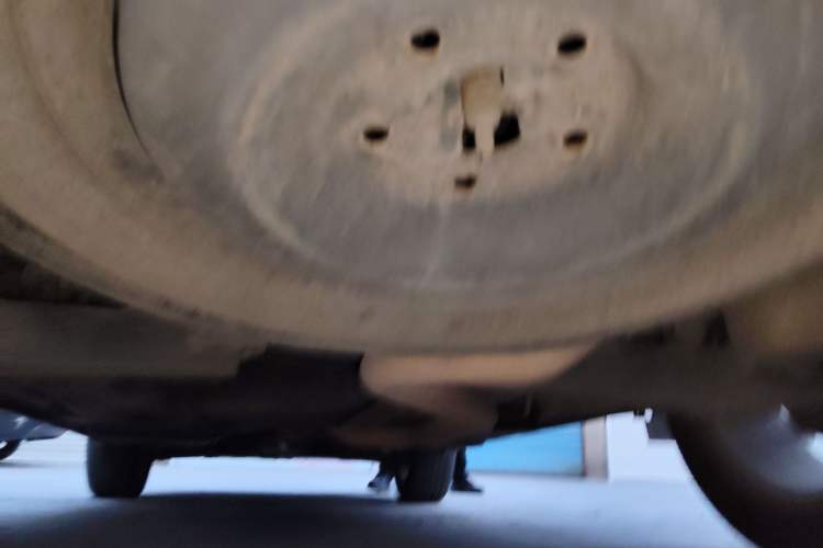Used Dodge Journey 2013 2.4L Two-Wheel Drive Luxury Version Chassis Rear