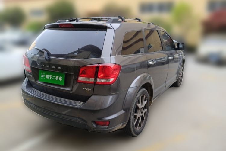 Used Dodge Journey 2013 2.4L Two-Wheel Drive Luxury Version Exterior 5