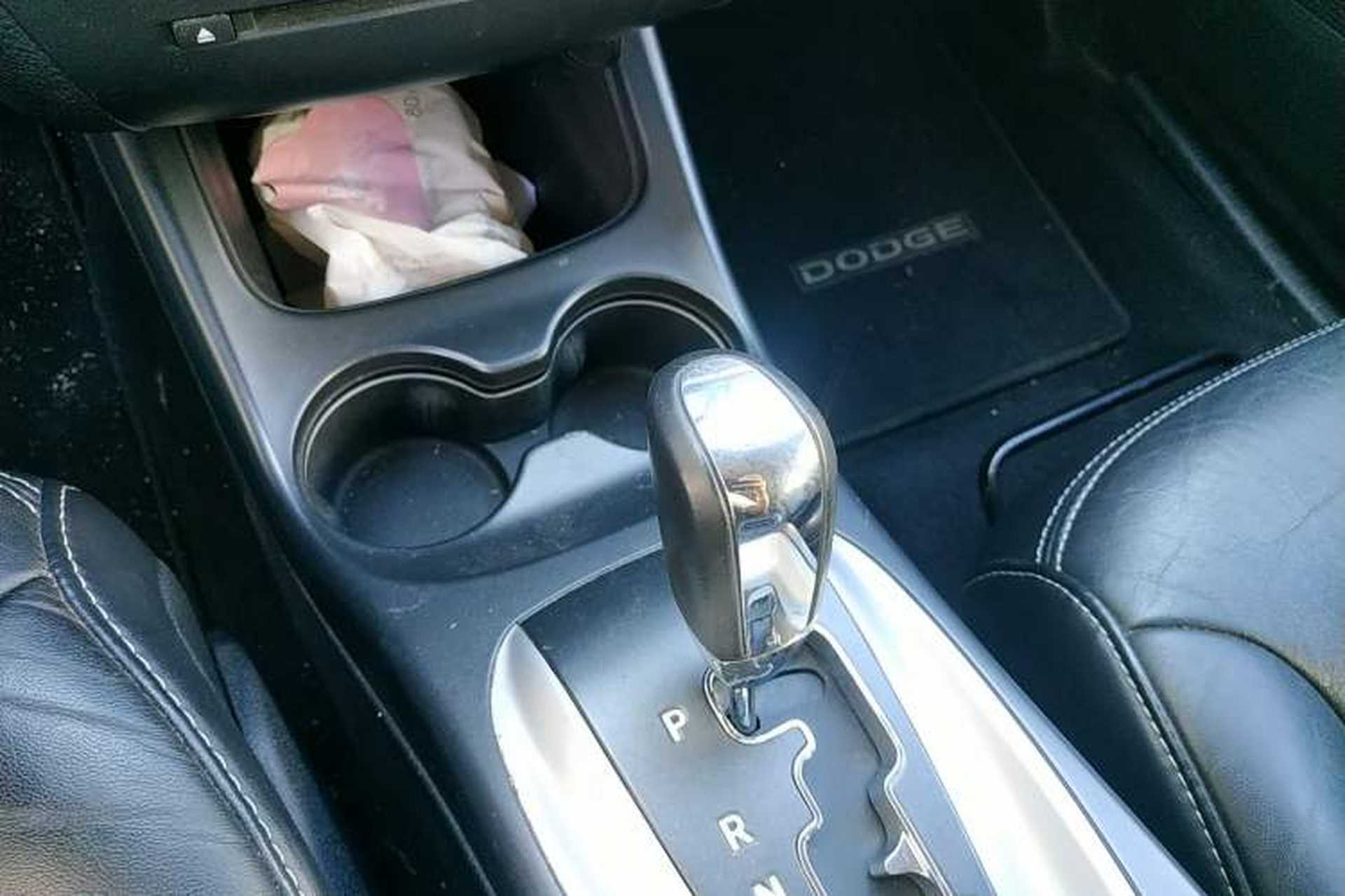 Used Dodge Journey 2013 2.4L Two-Wheel Drive Luxury Version Gear Lever