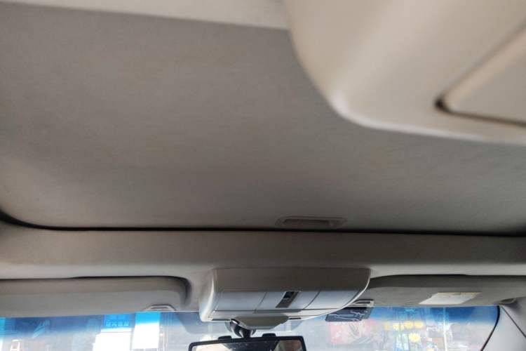 Used Dodge Journey 2013 3.6L Four-Wheel Drive Flagship Edition Headliner