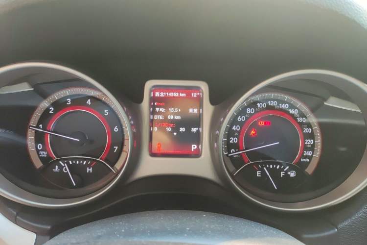 Used Dodge Journey 2013 2.4L Two-Wheel Drive Luxury Version Instrument Cluster