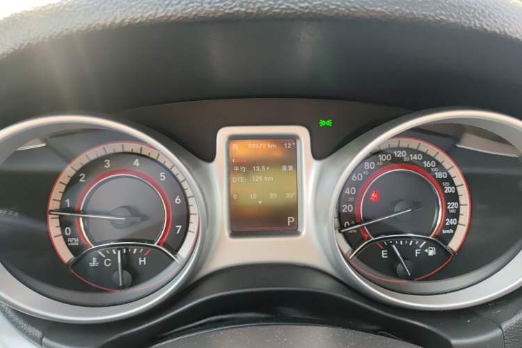 Used Dodge Journey 2013 2.4L Two-Wheel Drive Luxury Version Instrument Cluster