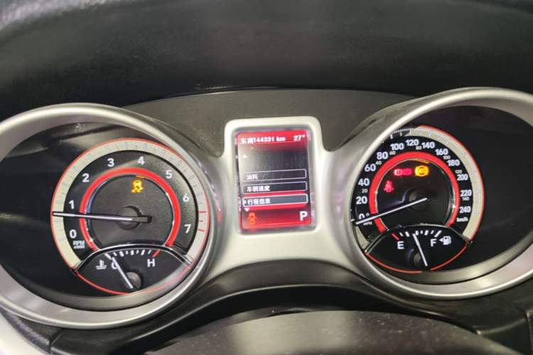 Used Dodge Journey 2013 2.4L Two-Wheel Drive Luxury Version Instrument Cluster