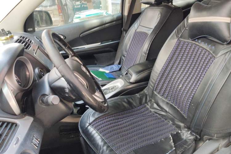 Used Dodge Journey 2013 3.6L Four-Wheel Drive Flagship Edition Left Front Seat