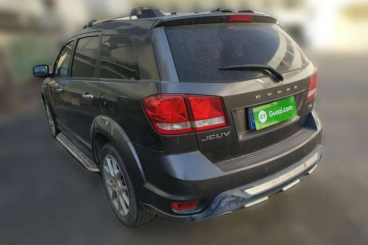 Used Dodge Journey 2013 2.4L Two-Wheel Drive Luxury Version Rear Left 45 Deg