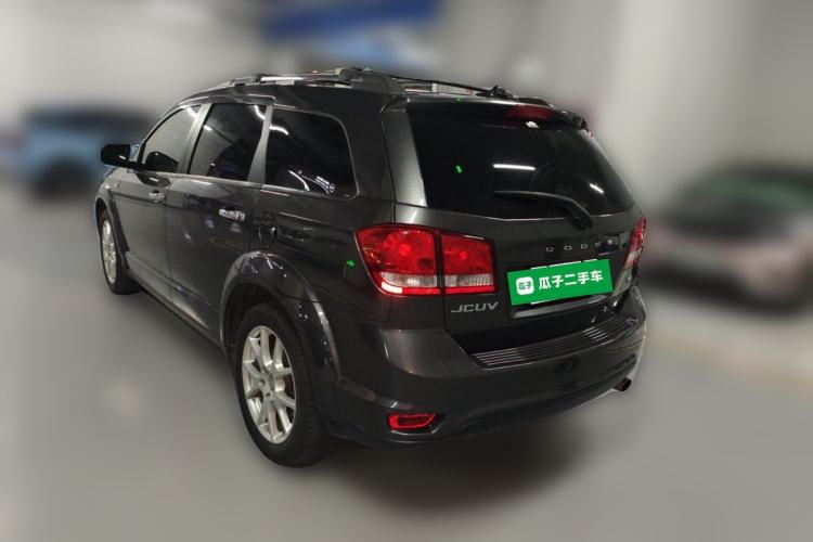 Used Dodge Journey 2013 2.4L Two-Wheel Drive Luxury Version Rear Left 45 Deg