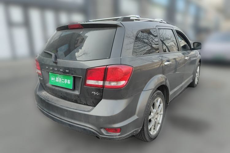 Used Dodge Journey 2013 2.4L Two-Wheel Drive Luxury Version Rear Right 45 Deg