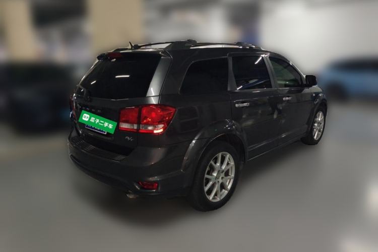 Used Dodge Journey 2013 2.4L Two-Wheel Drive Luxury Version Rear Right 45 Deg