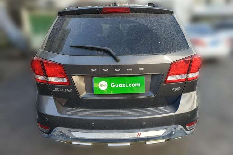 Used Dodge Journey 2013 2.4L Two-Wheel Drive Luxury Version Rear