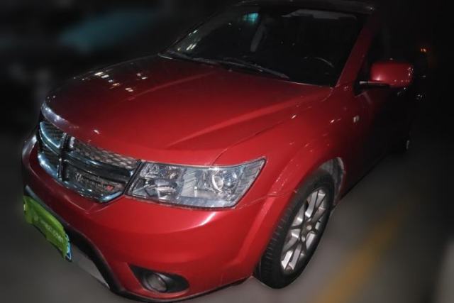 Used Dodge Journey 2013 2.4L Two-Wheel Drive Luxury Version