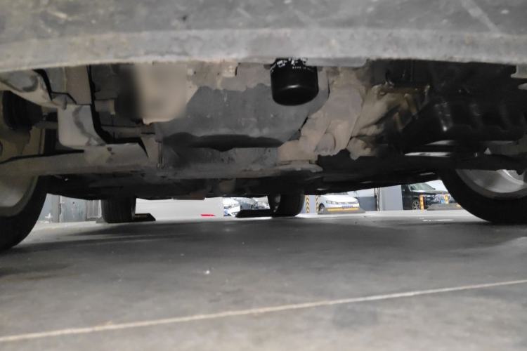 Used Dodge Journey 2013 2.4L Two-Wheel Drive Luxury Version Chassis Front