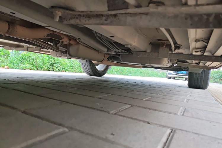Used Dodge Journey 2013 2.4L Two-Wheel Drive Luxury Version Chassis Front Left