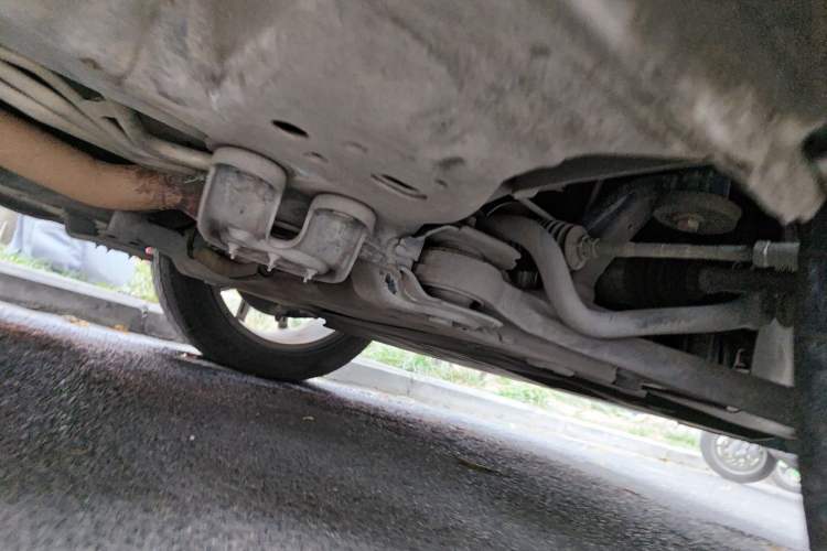 Used Dodge Journey 2013 2.4L Two-Wheel Drive Luxury Version Chassis Front Right