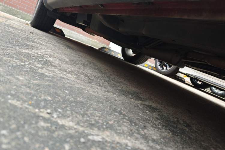 Used Dodge Journey 2013 2.4L Two-Wheel Drive Luxury Version Chassis Front Right