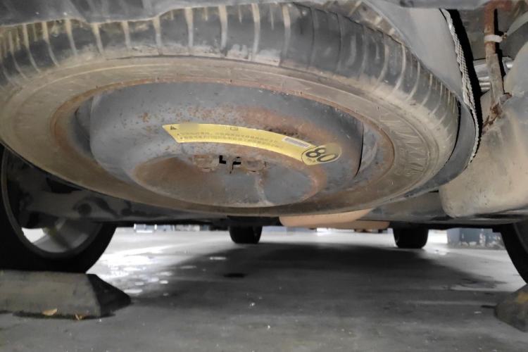 Used Dodge Journey 2013 2.4L Two-Wheel Drive Luxury Version Chassis Rear