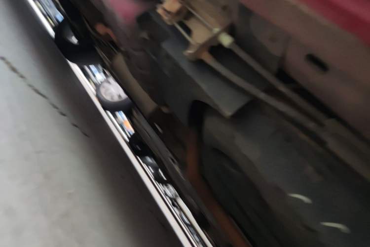 Used Dodge Journey 2013 2.4L Two-Wheel Drive Luxury Version Chassis Rear Left