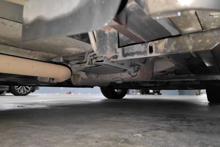 Used Dodge Journey 2013 2.4L Two-Wheel Drive Luxury Version Chassis Rear Right