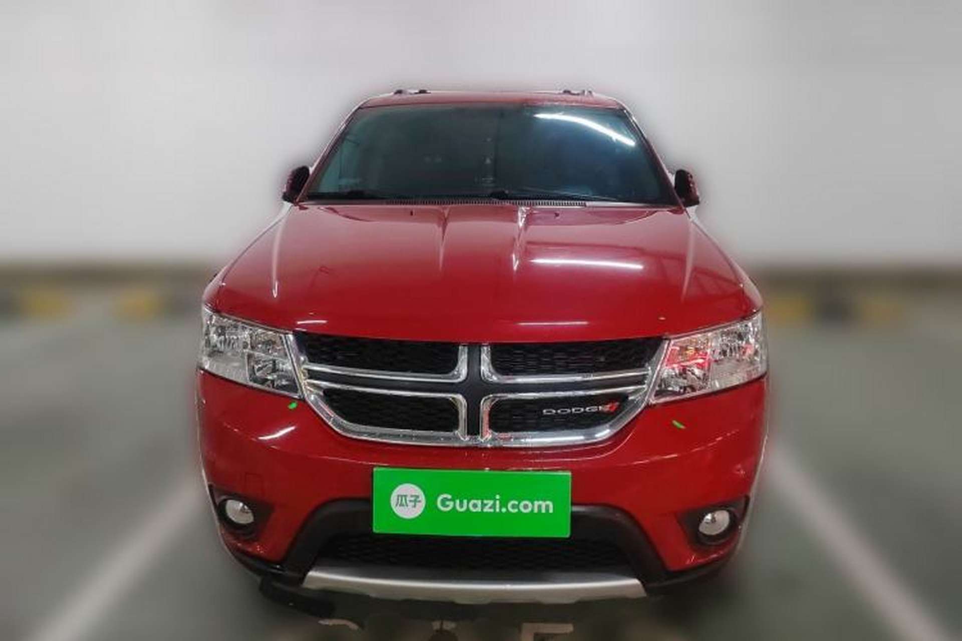 Used Dodge Journey 2013 2.4L Two-Wheel Drive Luxury Version Front