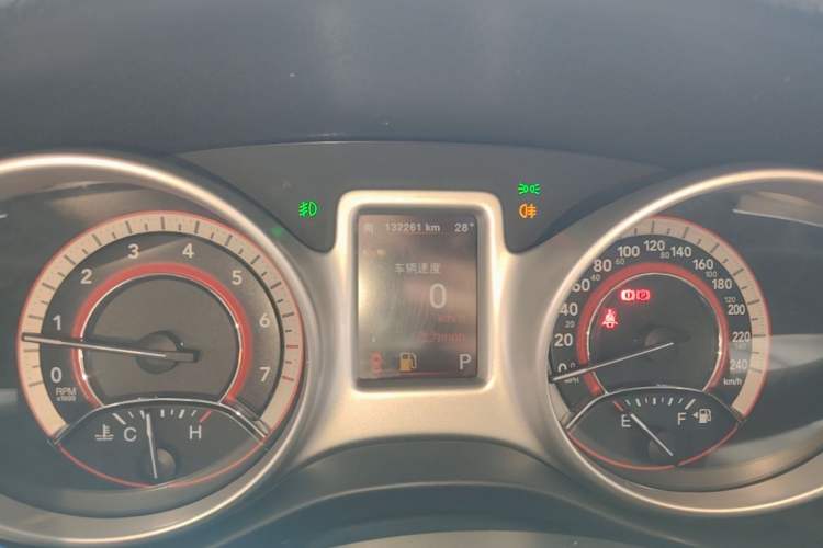 Used Dodge Journey 2013 2.4L Two-Wheel Drive Luxury Version Instrument Cluster