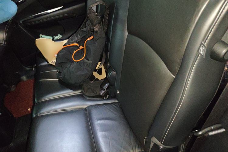 Used Dodge Journey 2013 2.4L Two-Wheel Drive Luxury Version Left Rear Seat