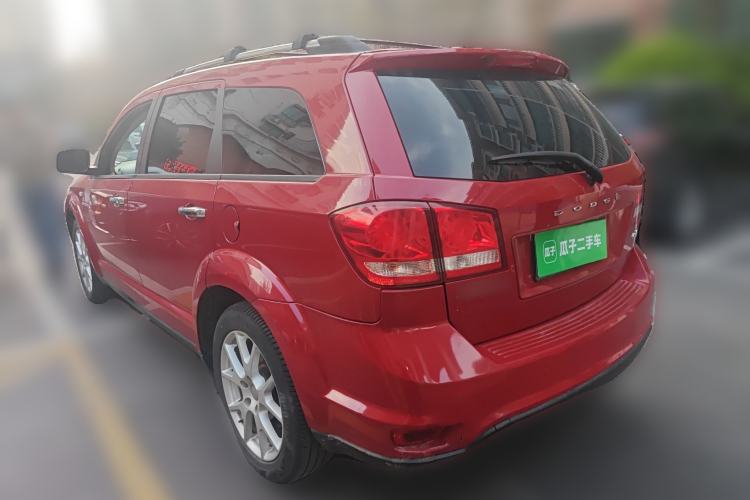 Used Dodge Journey 2013 2.4L Two-Wheel Drive Luxury Version Rear Left 45 Deg