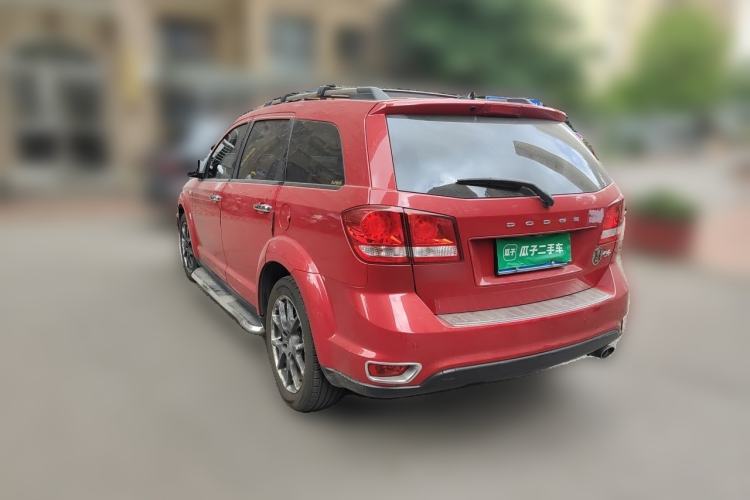 Used Dodge Journey 2013 2.4L Two-Wheel Drive Luxury Version Rear Left 45 Deg