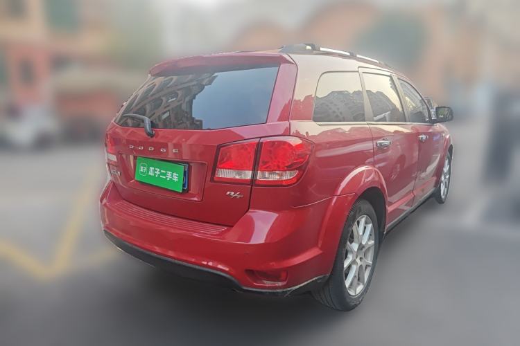Used Dodge Journey 2013 2.4L Two-Wheel Drive Luxury Version Rear Right 45 Deg