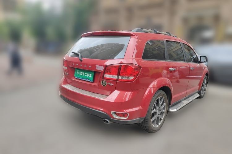 Used Dodge Journey 2013 2.4L Two-Wheel Drive Luxury Version Rear Right 45 Deg