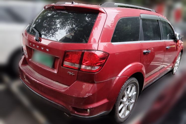 Used Dodge Journey 2013 2.4L Two-Wheel Drive Luxury Version Rear Right 45 Deg