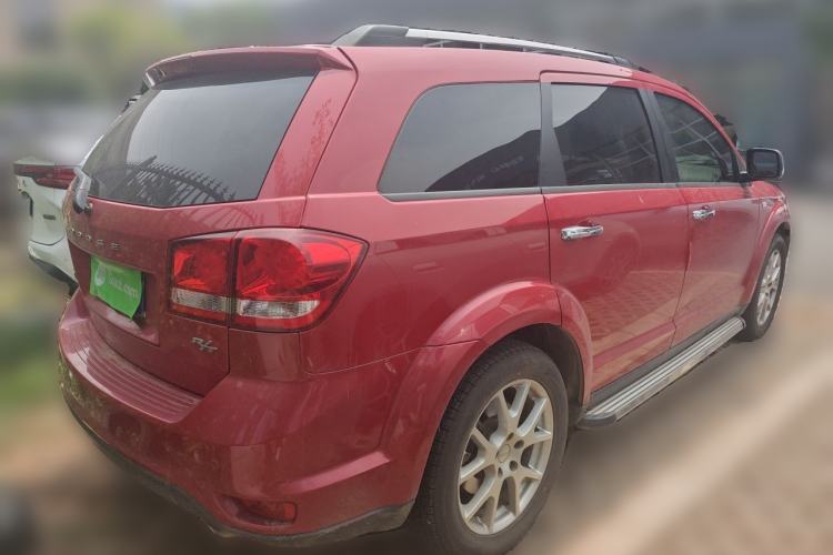 Used Dodge Journey 2013 2.4L Two-Wheel Drive Luxury Version Rear Right 45 Deg